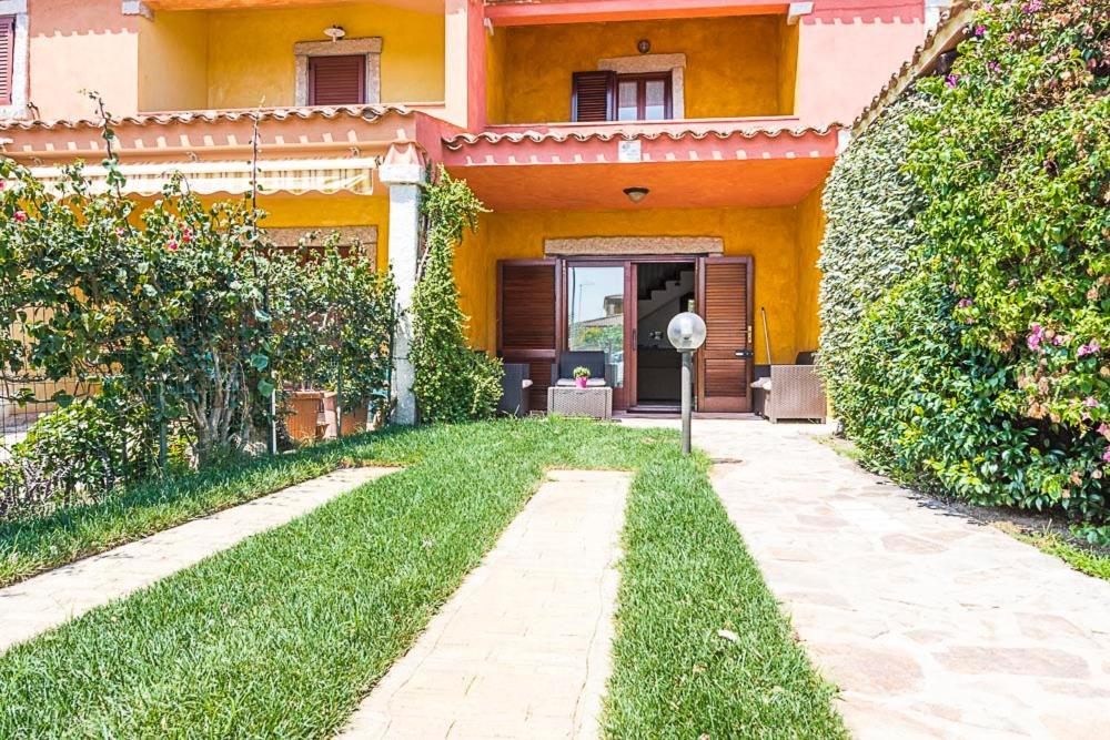 Villa Molly San Teodoro  Exteriér fotografie
